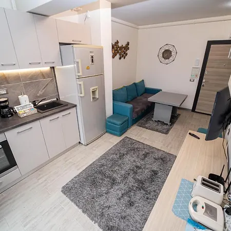 Sun Alezzi Beach Appartement Năvodari